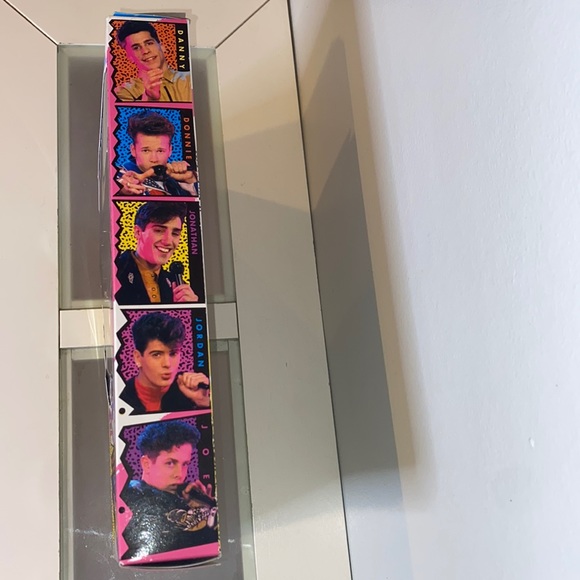 1990 Vintage New Kids On The Block Danny Doll 12” & Assorted Trading Cards - Picture 5 of 14